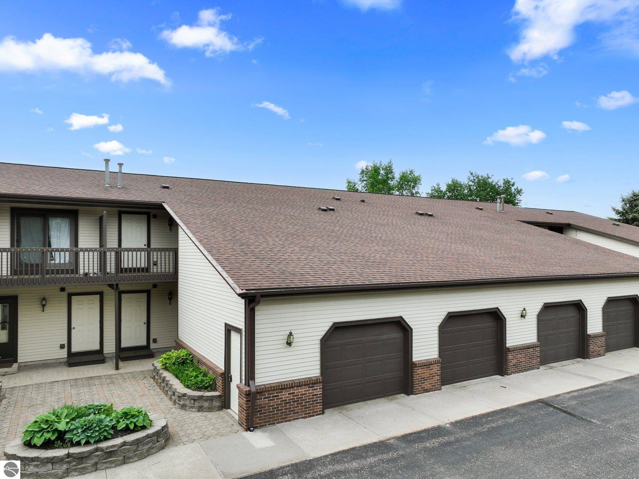 225 Wildwood Drive, Cadillac, MI 49601