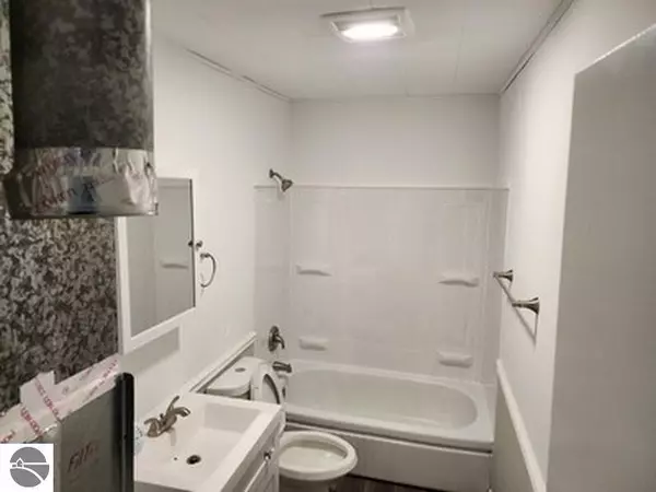 Tawas City, MI 48763,2620 N Huron