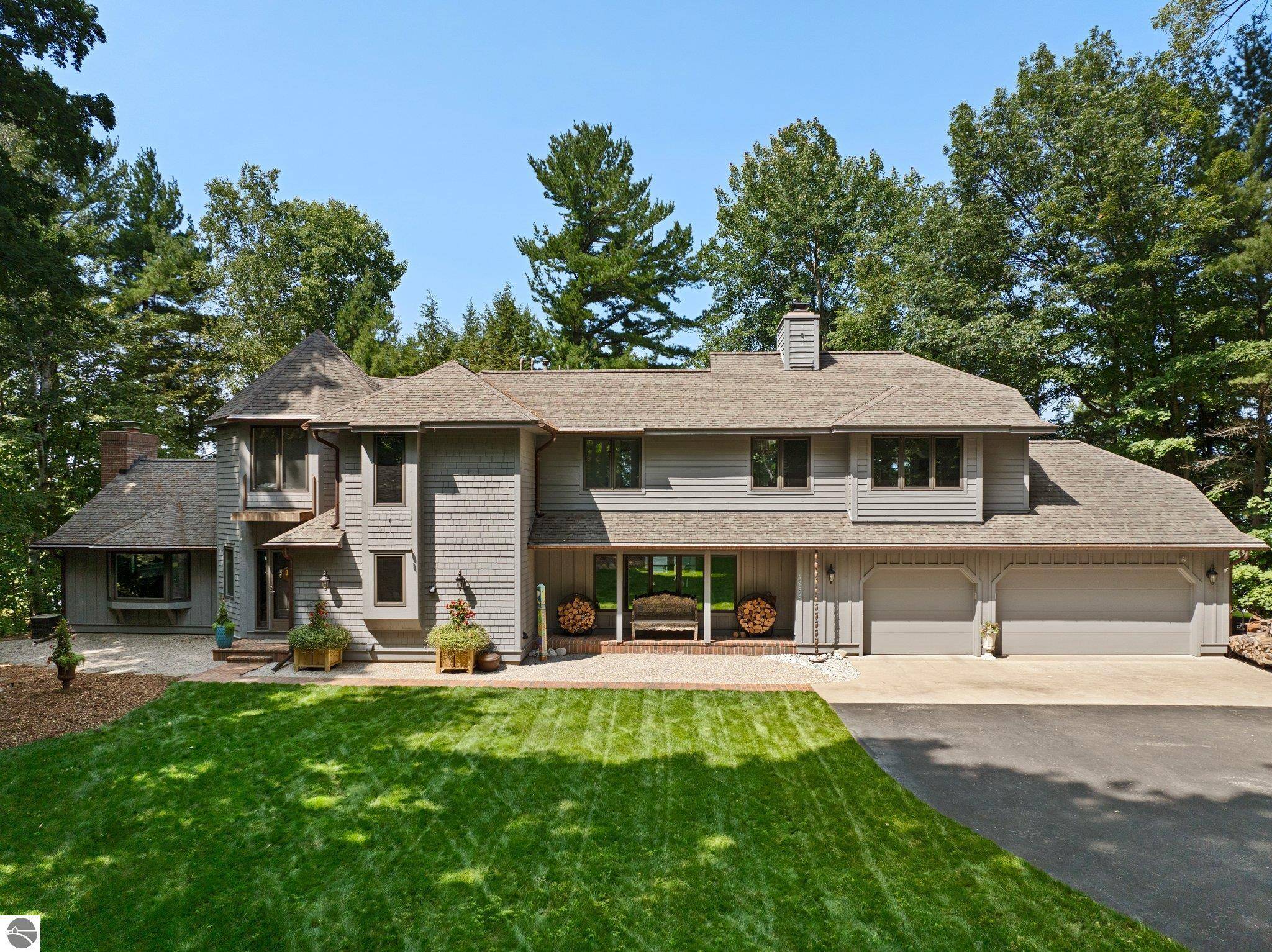 4283 Maitland Road, Williamsburg, MI 49690