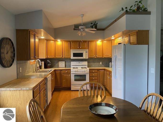 Interlochen, MI 49643,10200 Riley Road