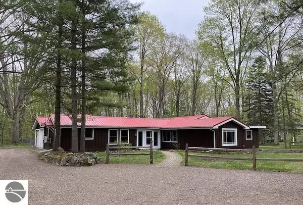 2401 J Maddy Parkway, Interlochen, MI 49643