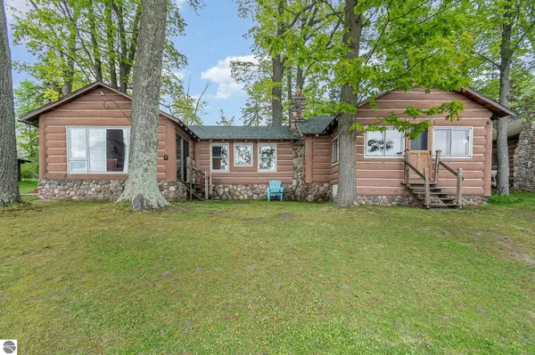 4452 Duesberry Drive, Hale, MI 48739