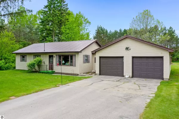 Cadillac, MI 49601,6148 S 27 Road