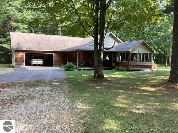 7943 Marilla Road, Copemish, MI 49625