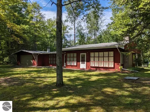 Hale, MI 48739,8162 Beech Street