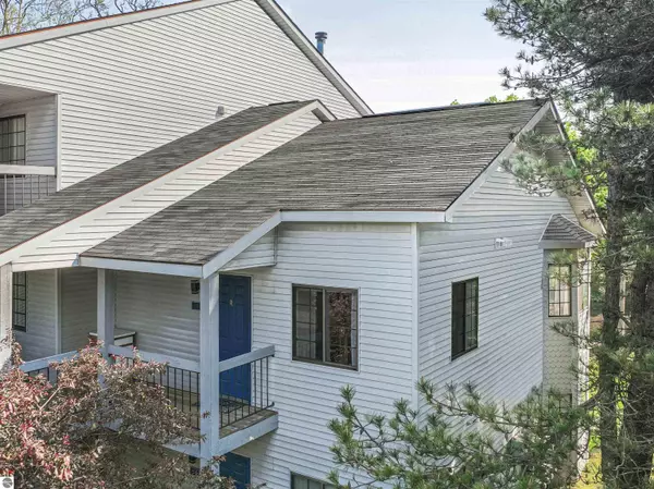 Traverse City, MI 49684,525 Riverine Drive