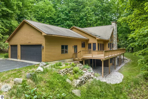 Suttons Bay, MI 49682,6352 S Westwood Parkway