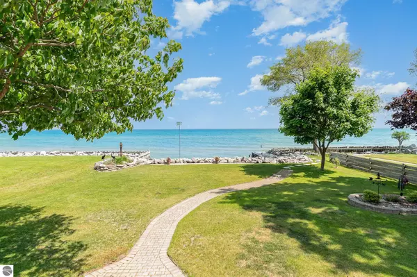 589 Pine Lane, East Tawas, MI 48730