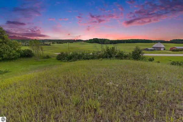00 Clous Road, Kingsley, MI 49649