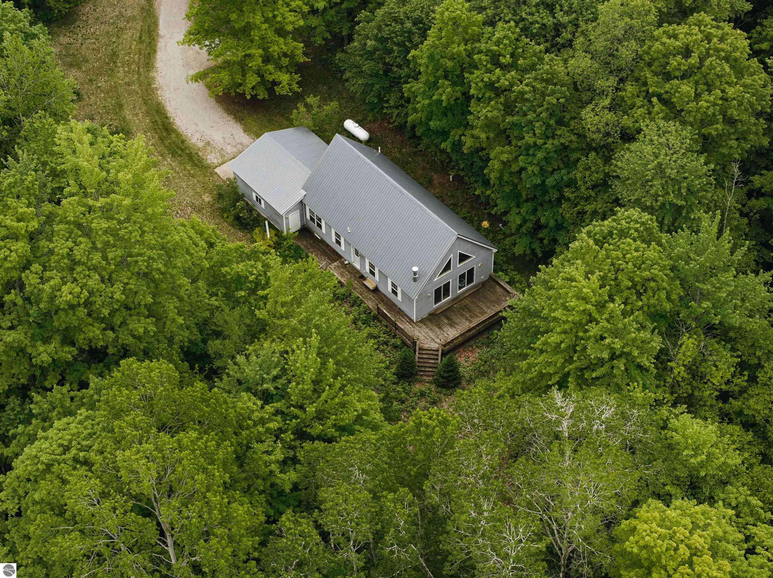 7434 Betsie River Court, Benzonia, MI 49616