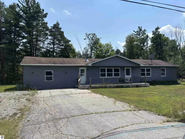1099 Meadow Road, Tawas City, MI 48763