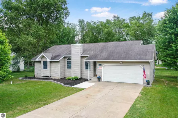 4428 Benson Road, Cadillac, MI 49601-9303