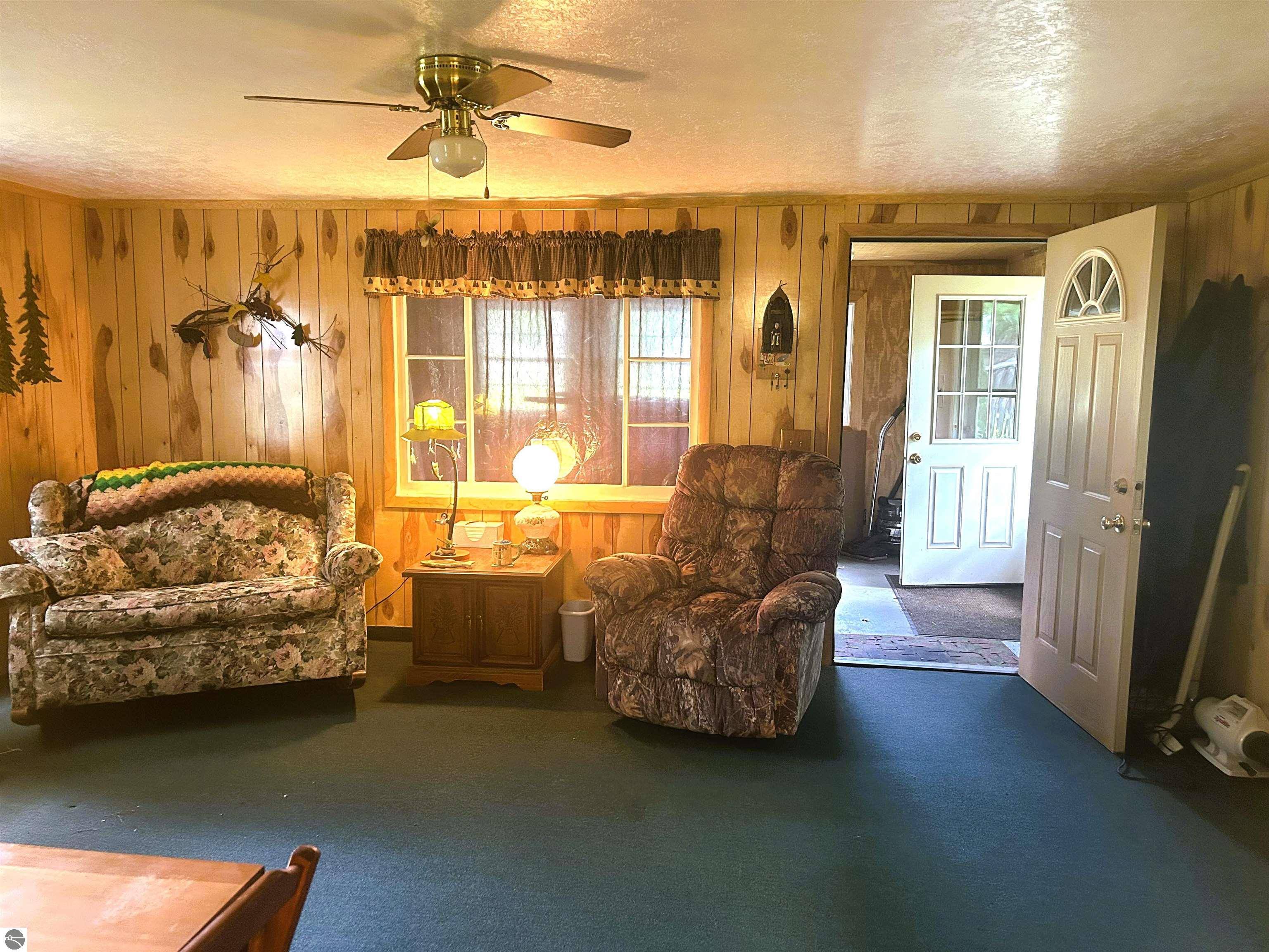 Gladwin, MI 48624,5371 Jewell Road