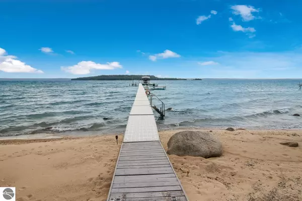 Traverse City, MI 49686,1457 Braemar Drive