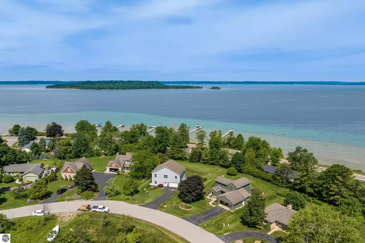 Traverse City, MI 49686,1457 Braemar Drive