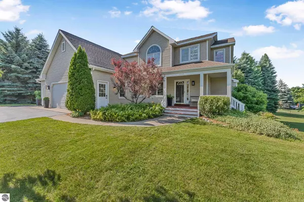 4004 Stone Ridge Drive, Traverse City, MI 49684