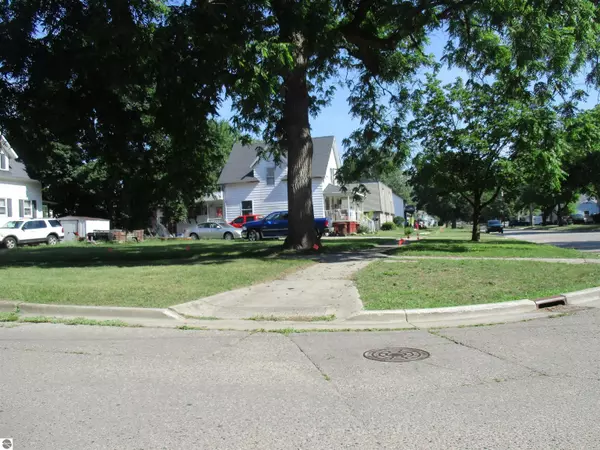 Alma, MI 48801,427 E Downie Street