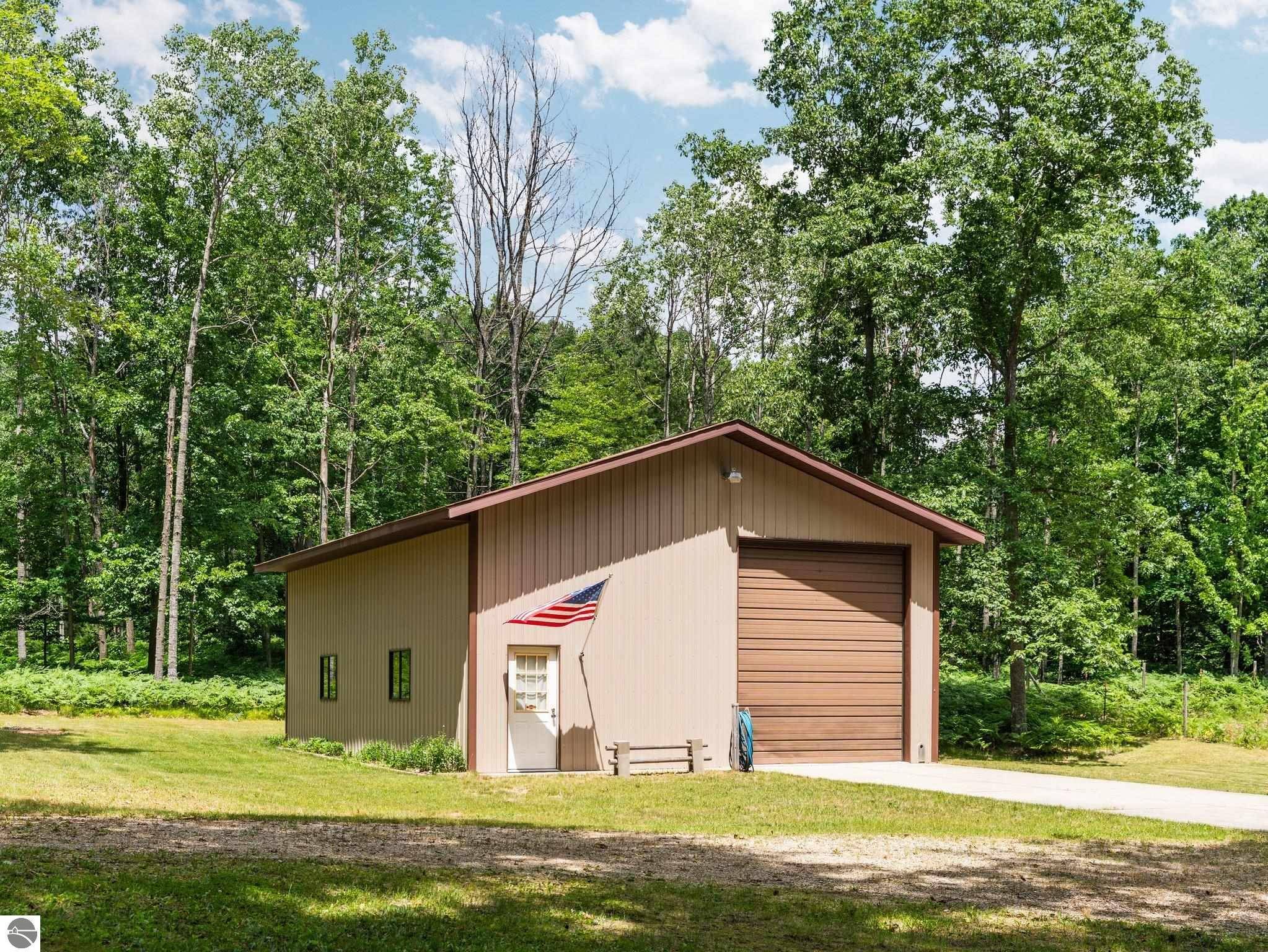 Cadillac, MI 49601,6515 E 26 1/4 Road