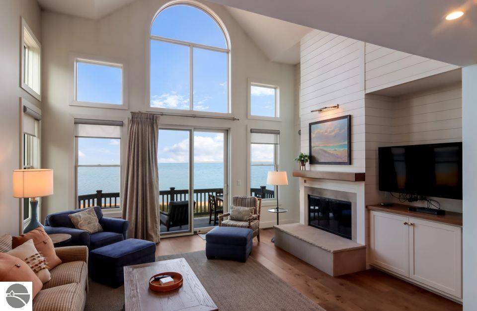1B Shoreside North The Homestead, Glen Arbor, MI 49636