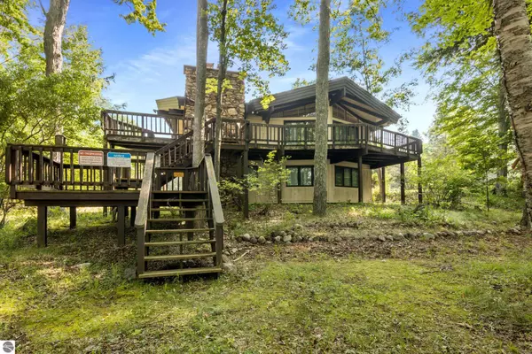 Central Lake, MI 49622,326 S Intermediate Lake Road