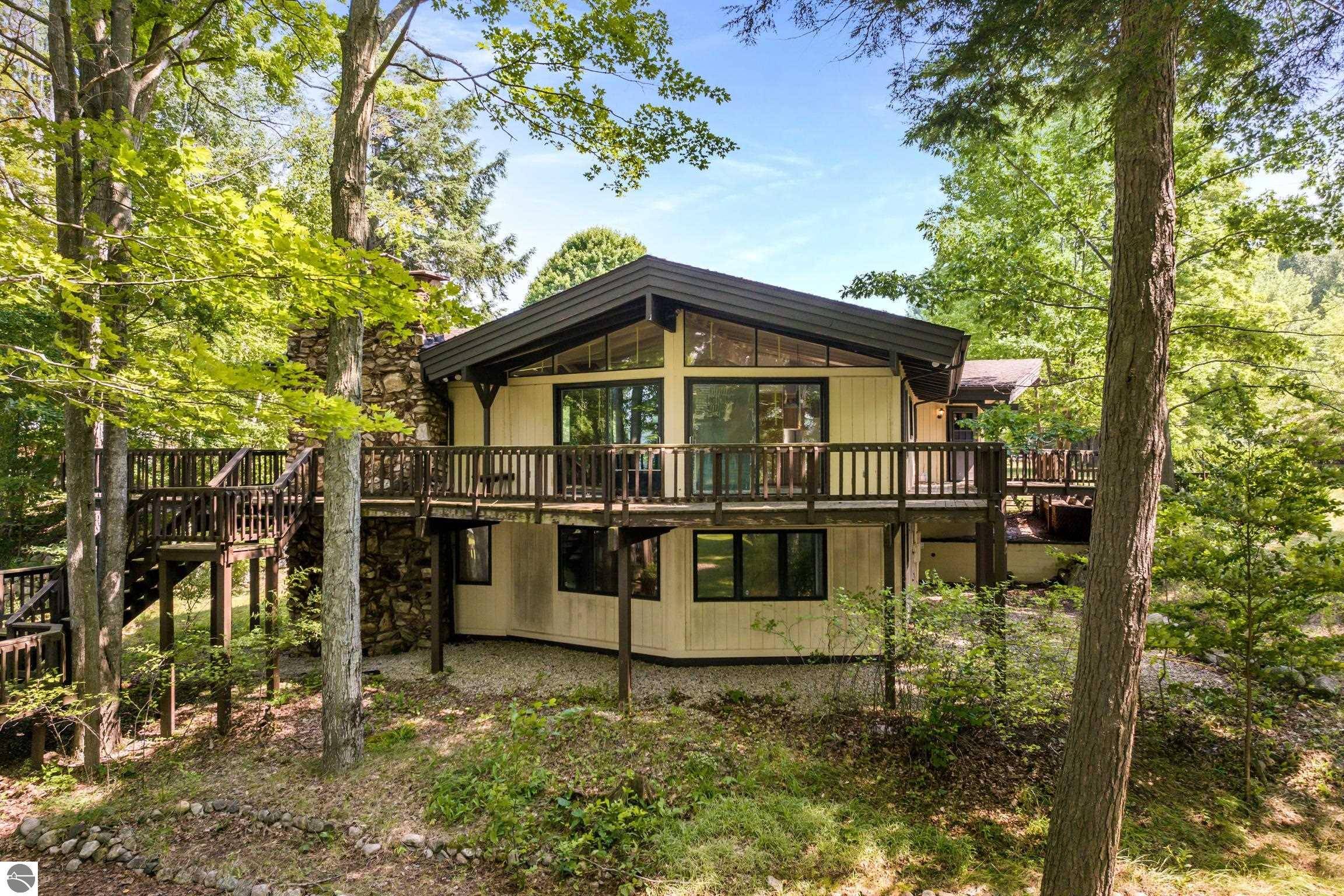 326 S Intermediate Lake Road, Central Lake, MI 49622
