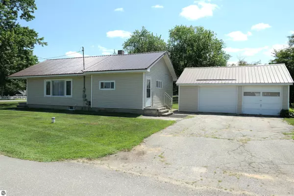 8499 N Wheeler Road, Wheeler, MI 48662