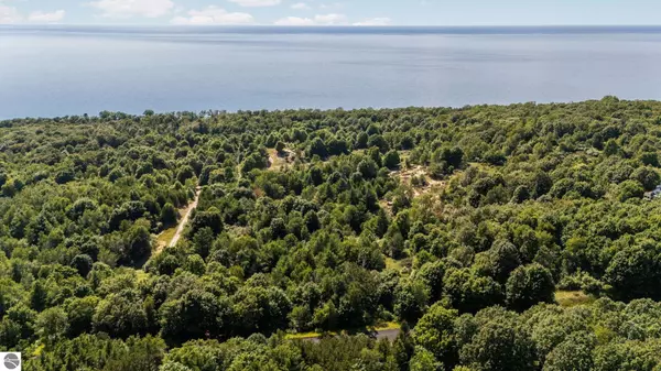Arcadia, MI 49613,000 Maxey Road