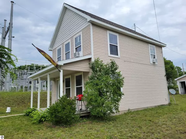 Traverse City, MI 49686,531 Barlow Street