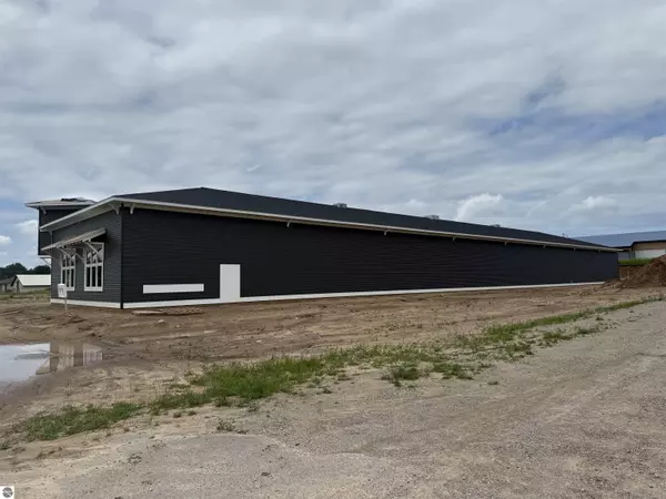 Williamsburg, MI 49690,6385 N Railway Commons