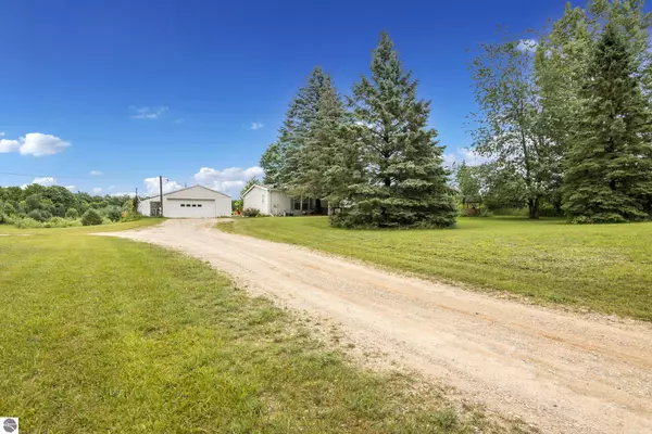 Kingsley, MI 49648,8645 S Rahe Road