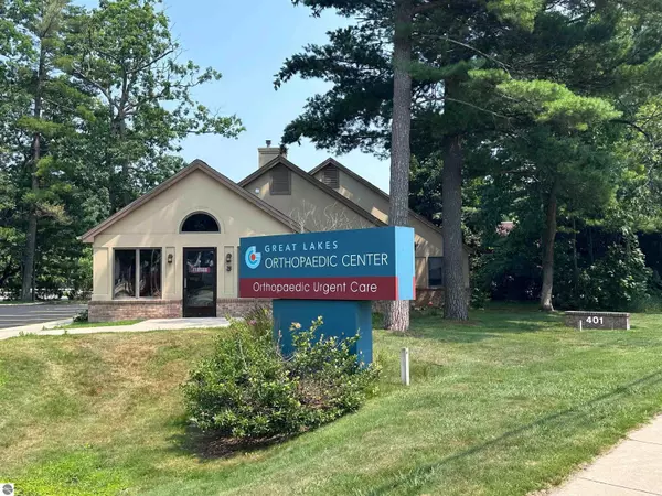 Traverse City, MI 49686,401 Munson Avenue