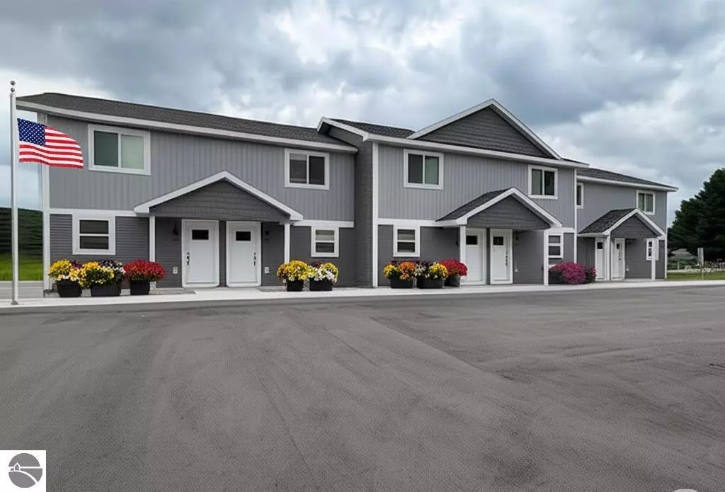 Traverse City, MI 49686,3798 Woodgate Drive