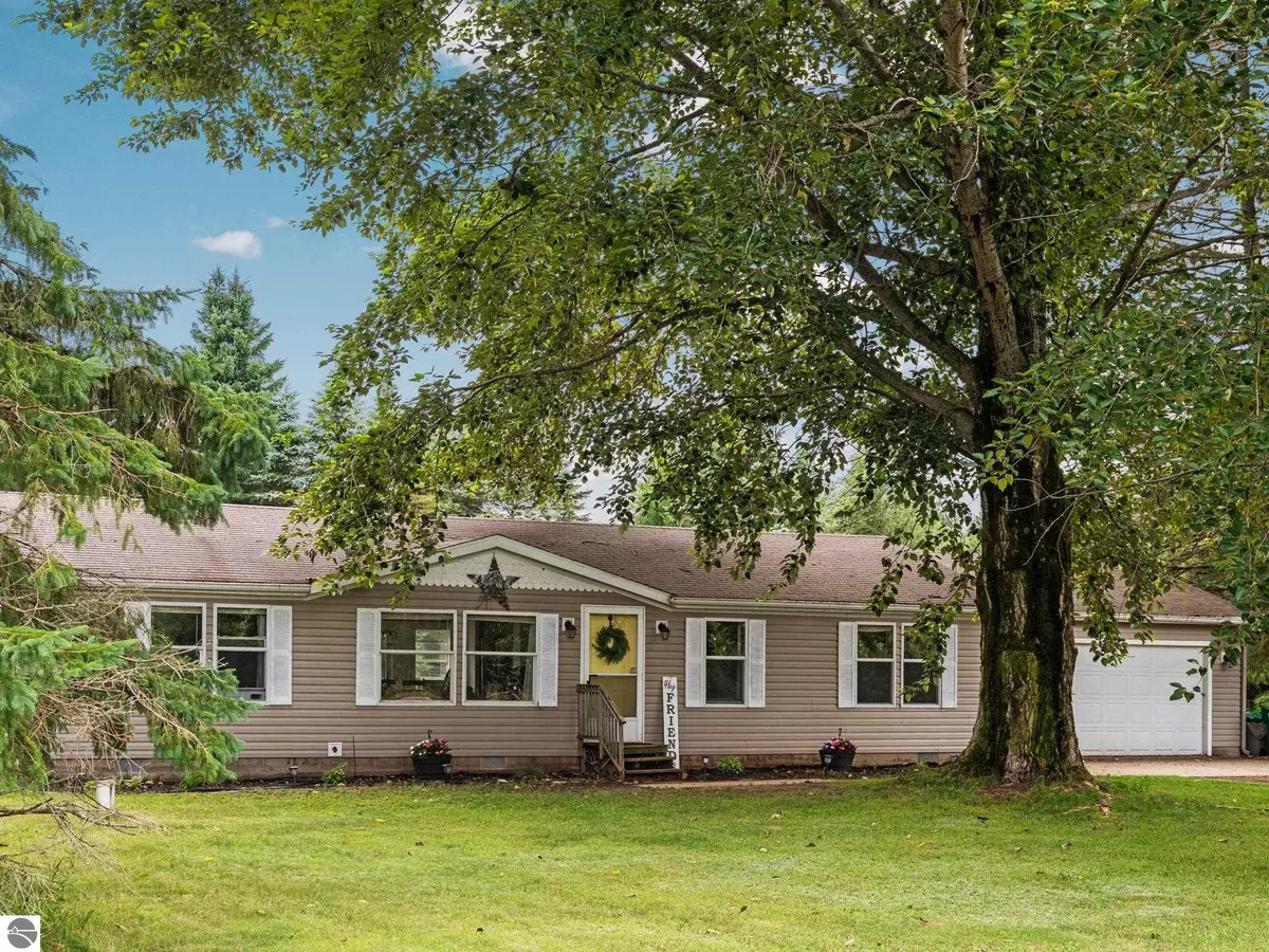 Cadillac, MI 49601,4242 E 46 Road