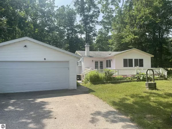 3779 W Rose City Road, West Branch, MI 48661