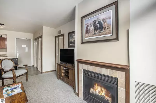 Bellaire, MI 49615,2400 Troon South