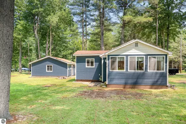 East Tawas, MI 48730,1014 Clifford Street