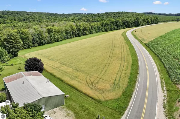 Suttons Bay, MI 49653,00 Setterbo Road