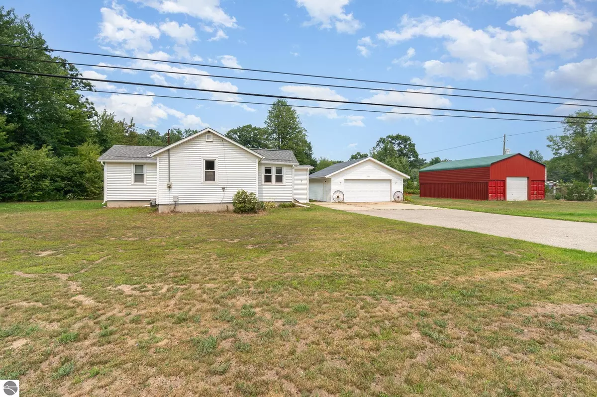 Mt Pleasant, MI 48858,10713 E Pickard Road