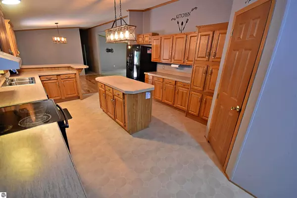 Canadian Lakes, MI 49346,8800 Longview Drive