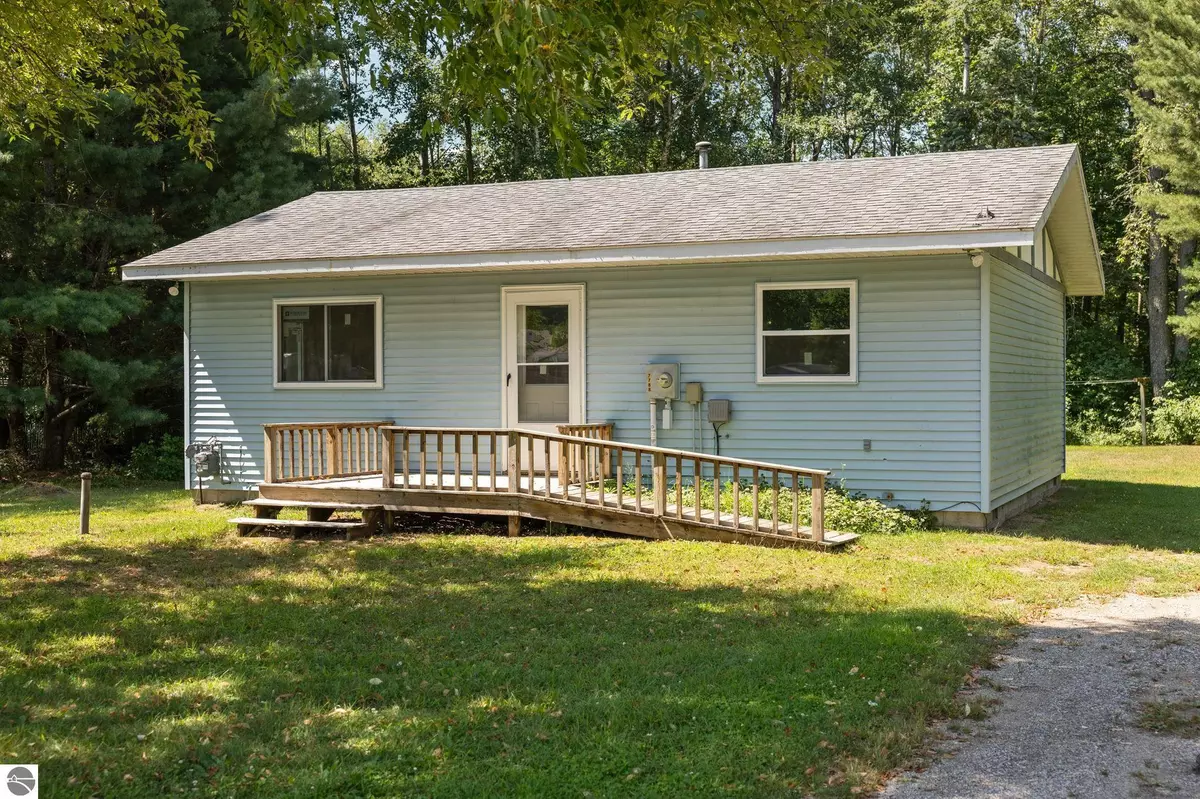 Cadillac, MI 49601,7788 Bacchanalia Court