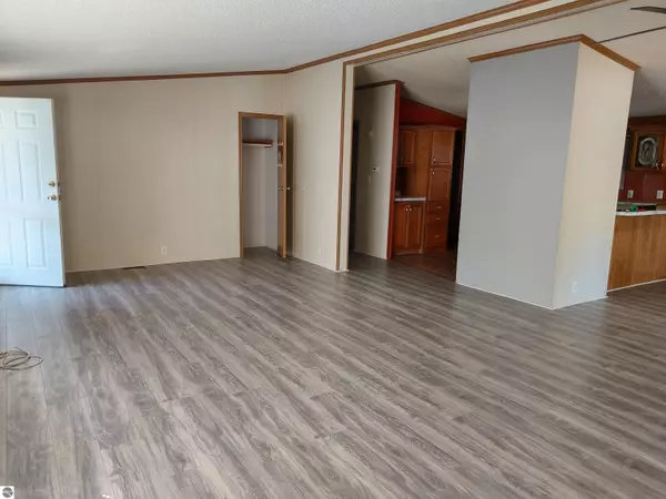 Traverse City, MI 49686,1587 David Place