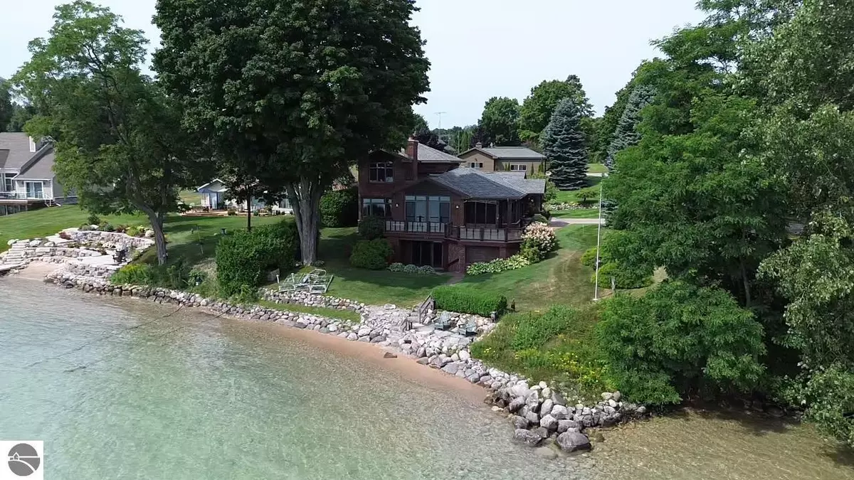 Kewadin, MI 49648-9417,12305 Third Street