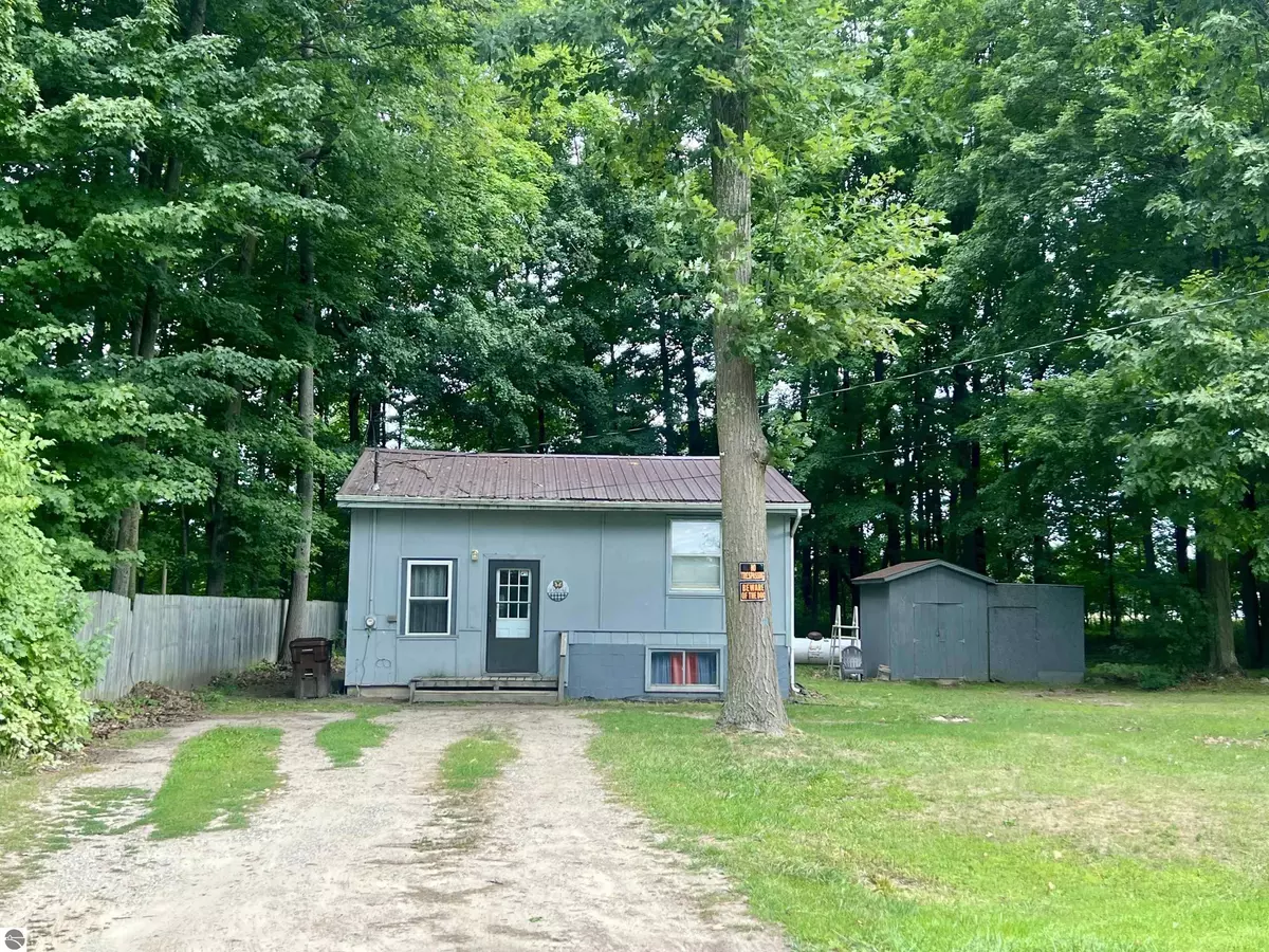 Six Lakes, MI 48846,6240 Terry Drive