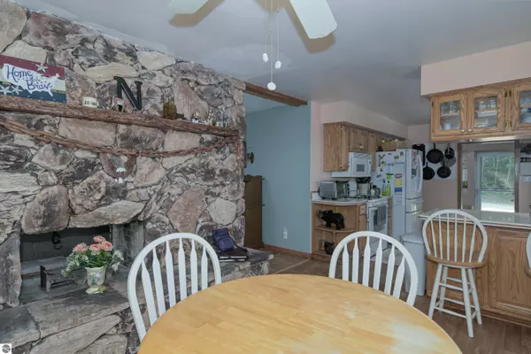 Fife Lake, MI 49633,309 Oak Hill Road