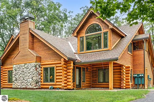 584 Wild Turkey Lane, Lewiston, MI 49756