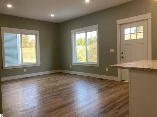 Cedar, MI 49621,9348 S Flaska Drive