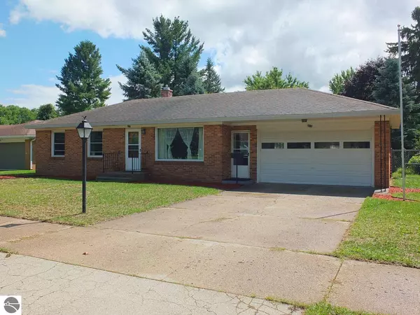 816 E Chapin Street, Cadillac, MI 49601