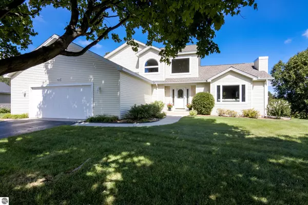 4022 Hidden Creek Drive, Traverse City, MI 49684