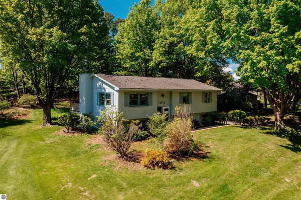 Traverse City, MI 49686-1636,8173 Bel Cherrie Drive