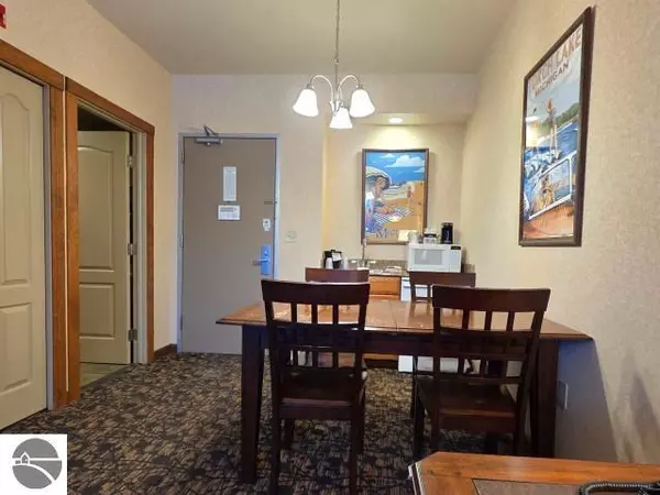 Bellaire, MI 49615,2400 Troon South